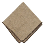 Camel Beige ąžuolo spalvos tvido kaklaraiščio formos nosinaitė su kaklaraiščiu, 2"