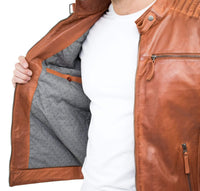 Tikros odos plonas, gelsvai rudas, skalbtas, vintažinis vyriškas švarkas su užtrauktuku, laisvalaikio stiliaus.