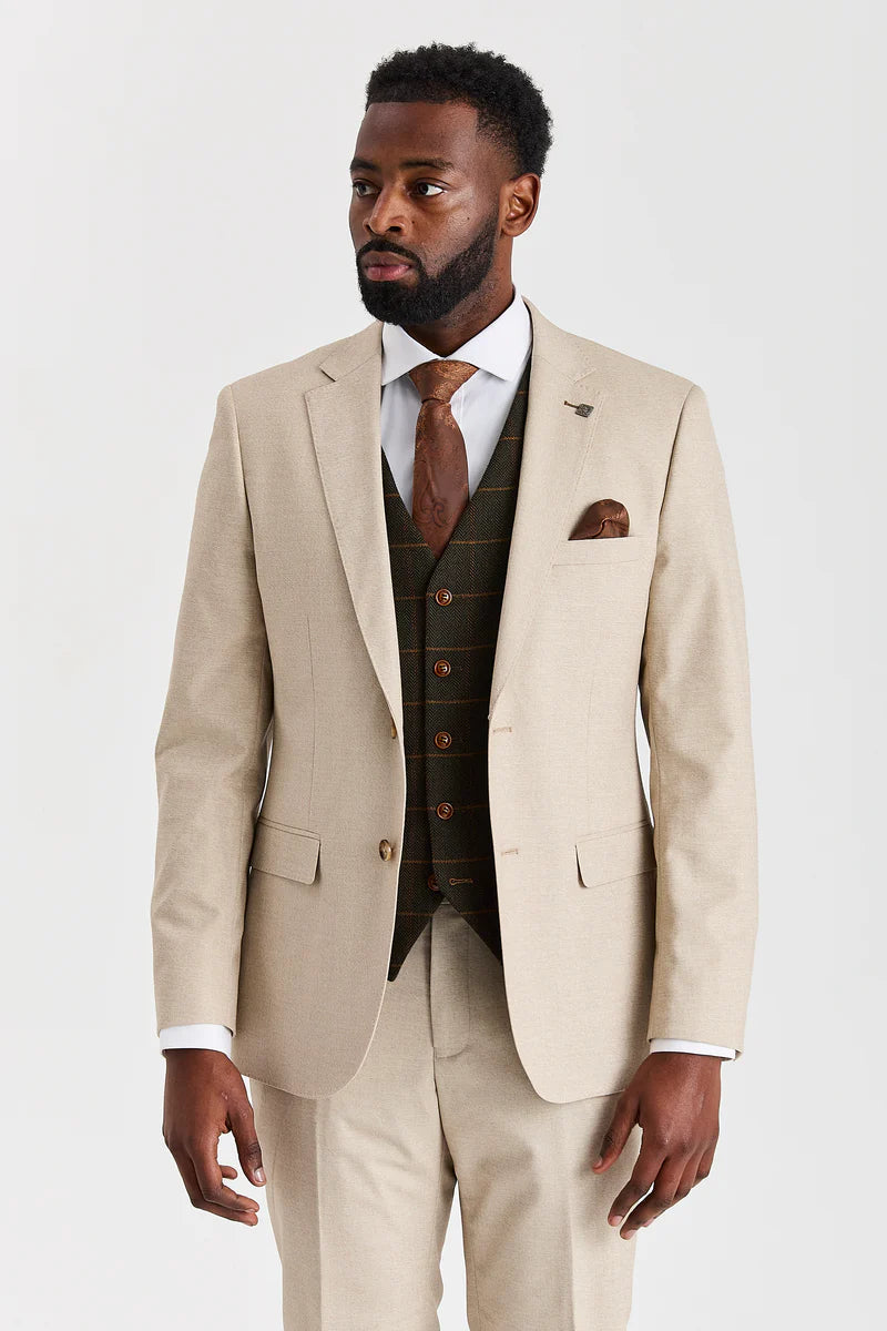 Belmont smėlio spalvos kostiumas su Harris Green Tweed liemene