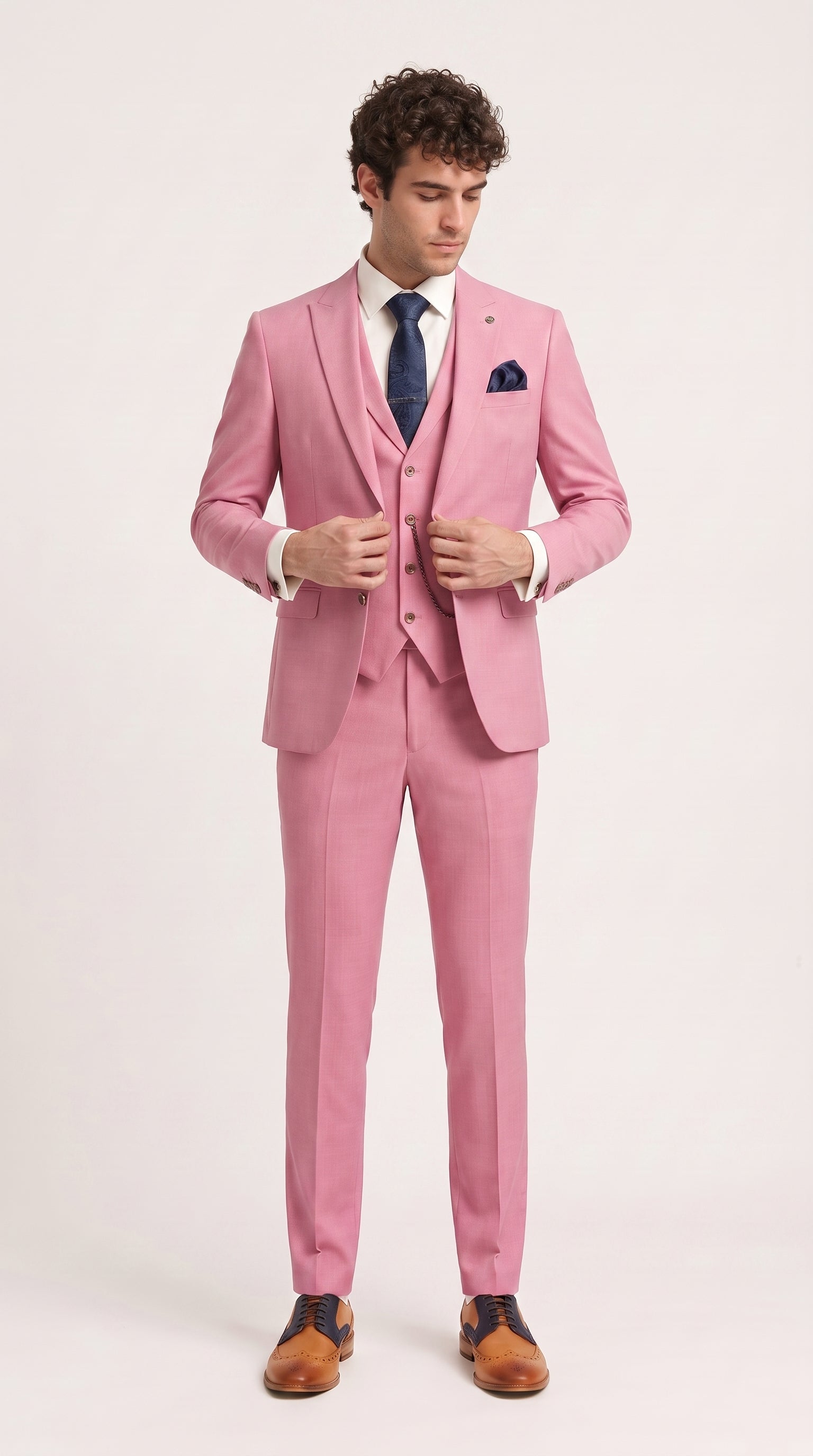 Look #149 styled with James vyriškas trijų dalių rožinis priglundantis kostiumas