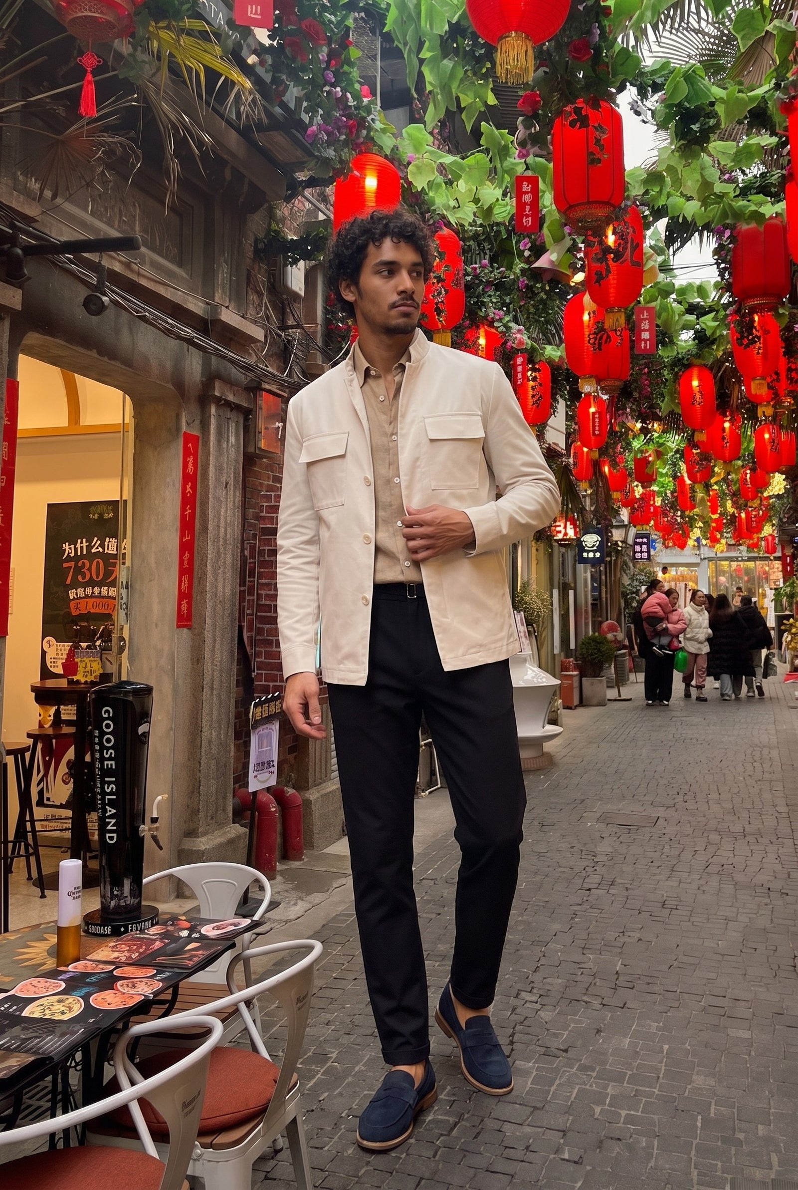Look #851 styled with Vyriškos juodos klostuotos gurkha kelnės reguliuojamu juosmeniu, siaurėjančiu kirpimu