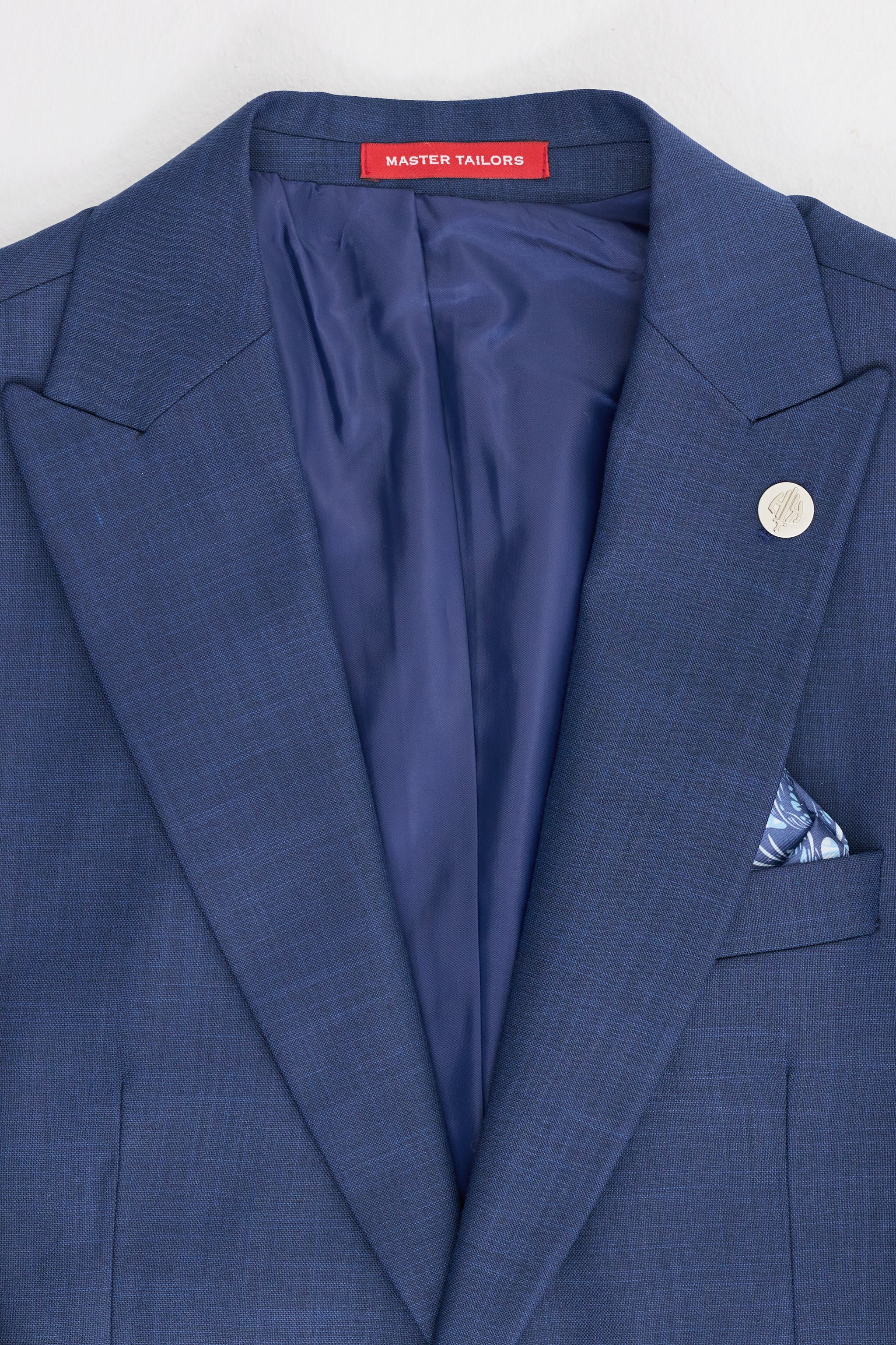 James vyriškas trijų dalių tamsiai mėlynas, priglundantis kostiumas