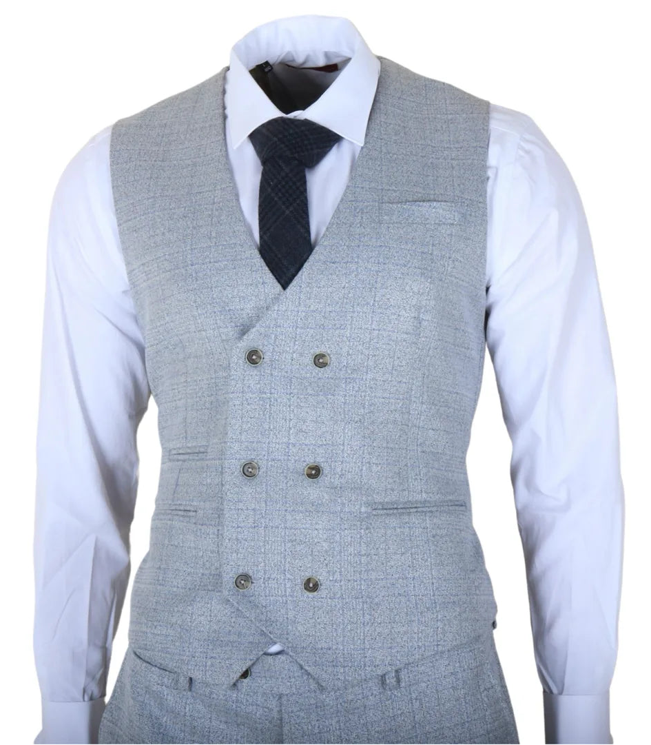 Luis - vyriškas šviesiai mėlynas languotas plonas trijų dalių kostiumas