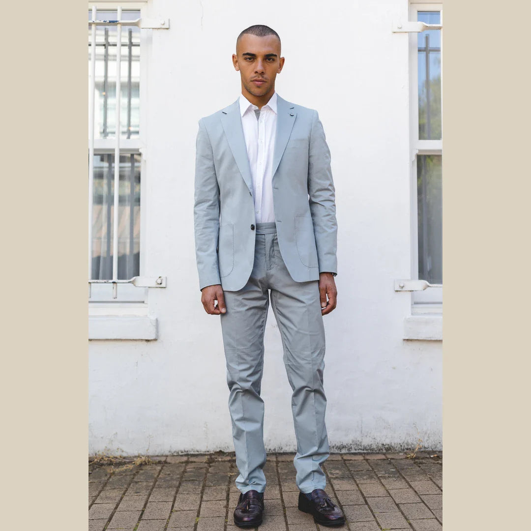 Mario - vyriškas dviejų dalių vasarinis kostiumas, šviesiai mėlynas, vestuvinis, klasikinis, itališkas