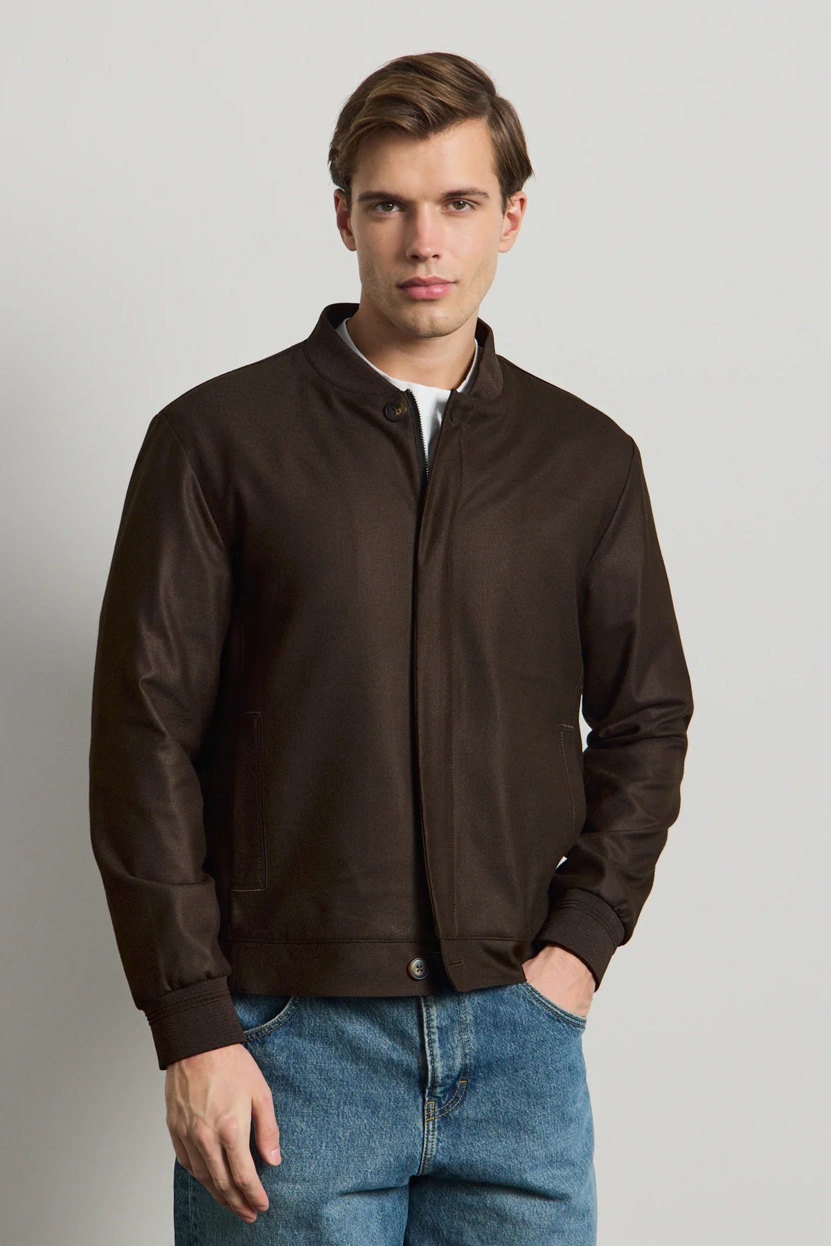 Vyriška ruda minimalistinė elegantiška bomber striukė