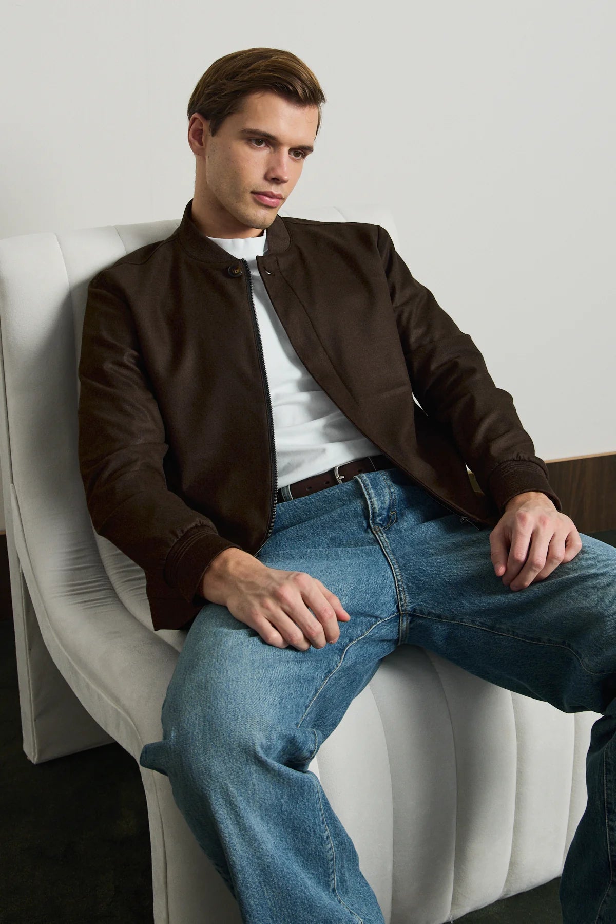 Vyriška ruda minimalistinė elegantiška bomber striukė