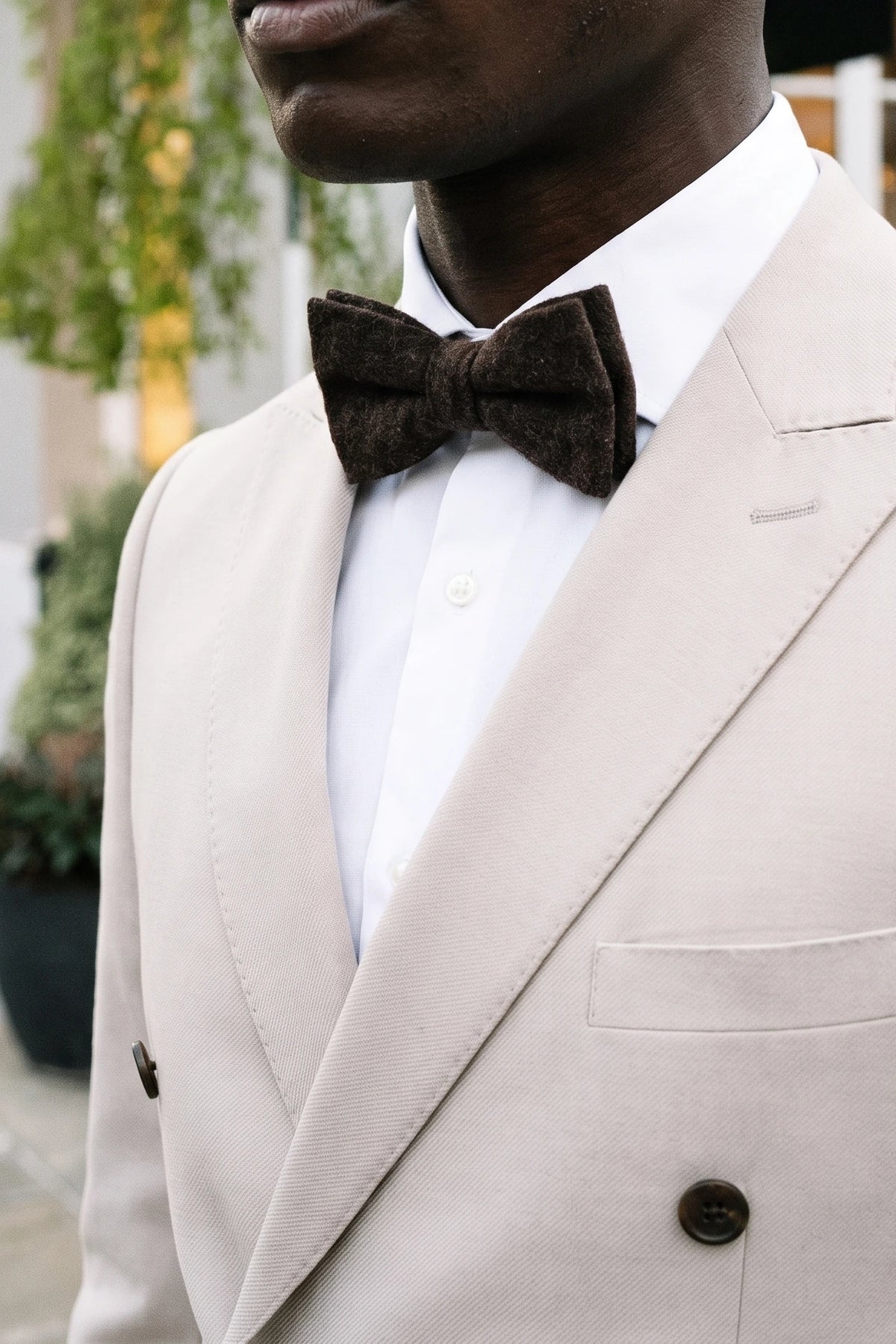 Vyriška tamsiai ruda tvido vilnos mišinio peteliškė